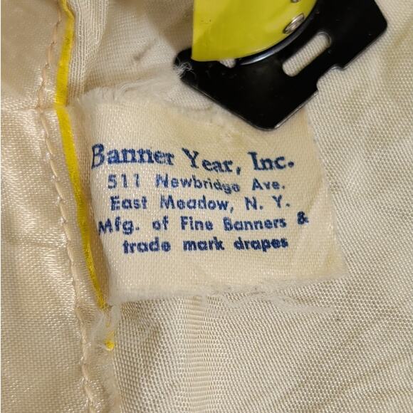 Vintage St. Pauli Girl Alcohol Advertising Promo Beer Fabric Banner & Tassles - Picture 5 of 5